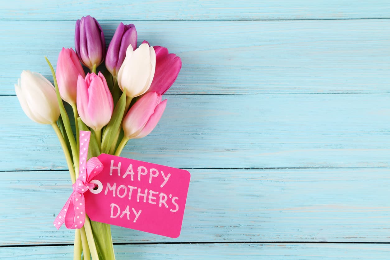 6 Mother's Day Emails We Love From Tory Burch, Zales, and The Sill
